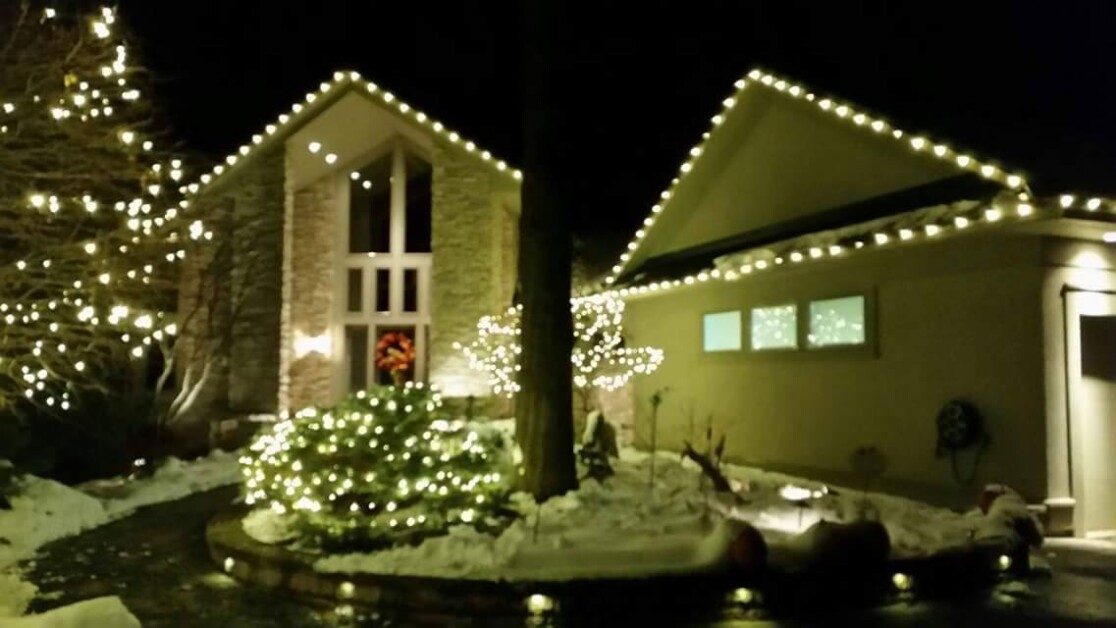 Macedon, NY Christmas Light Installation Service Request a Free Quote